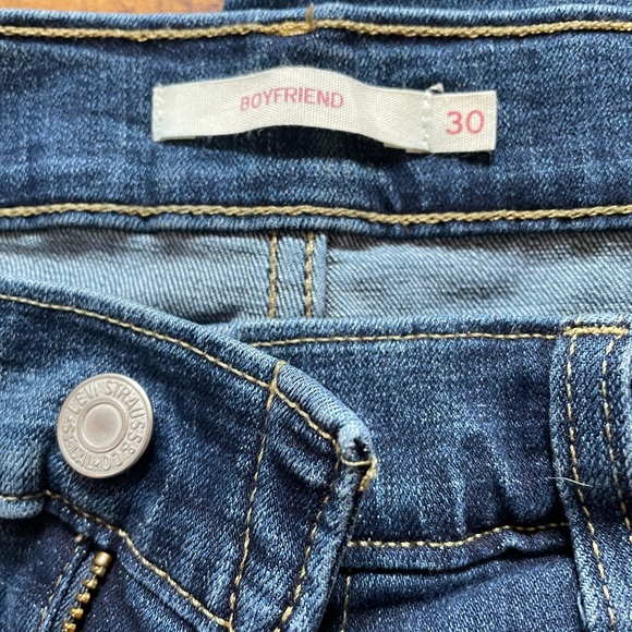 Levi’s Boyfriend fit - Picture 4 of 5